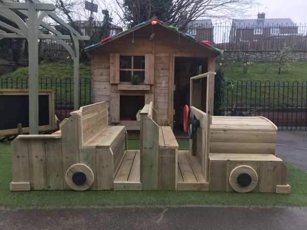 Outdoor Wooden Car Seating Area